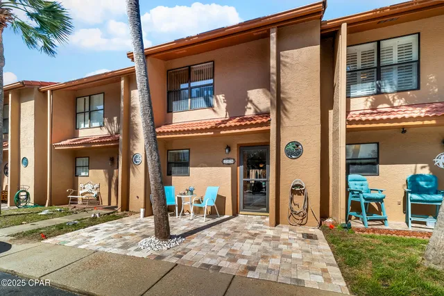 $399,900 | 209 Grande Island Boulevard, Panama City Beach, FL 32407