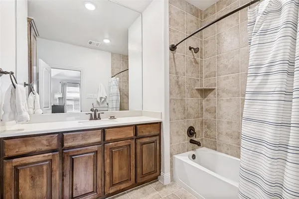 $885,900 | 1141 St Peter Lane, Prosper, TX 75078