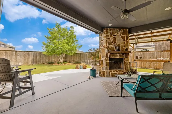 $885,900 | 1141 St Peter Lane, Prosper, TX 75078