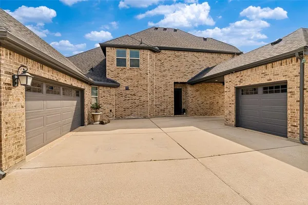 $885,900 | 1141 St Peter Lane, Prosper, TX 75078