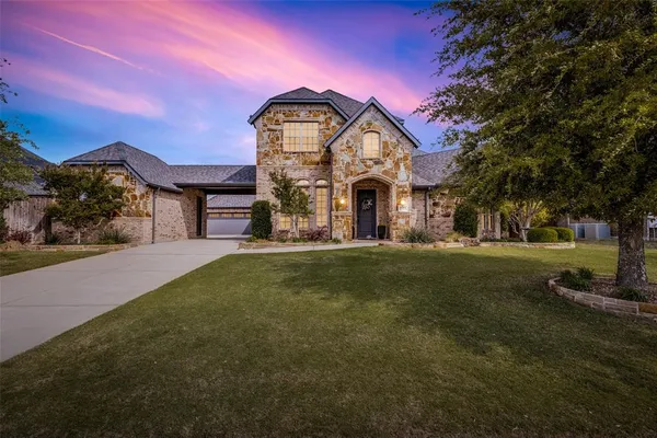 $885,900 | 1141 St Peter Lane, Prosper, TX 75078