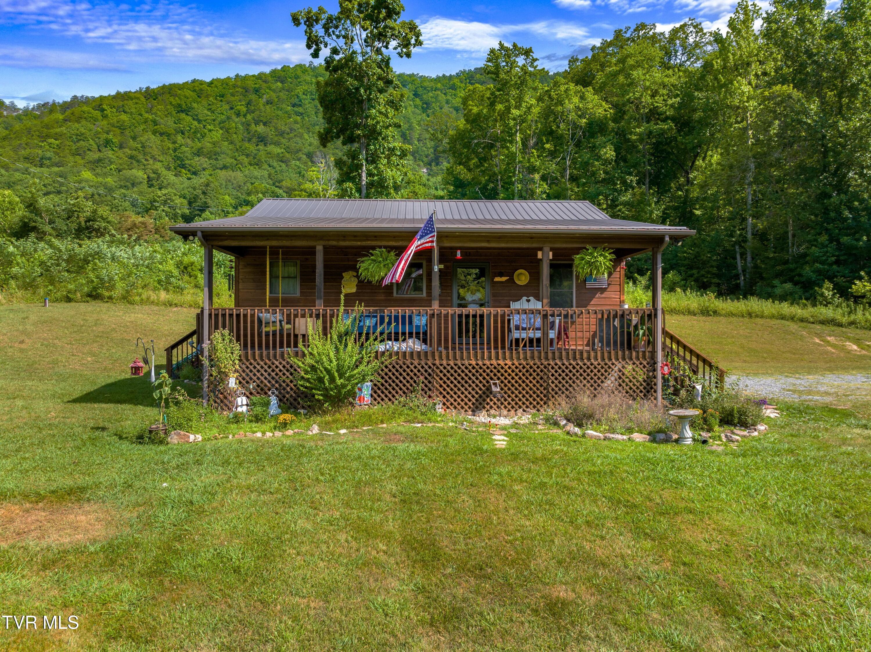 667 Sandy Valley Road Rogersville, TN 37857 - Photo 46 of 57 XJI_20240709103635_0235_D.jpg-SMALL