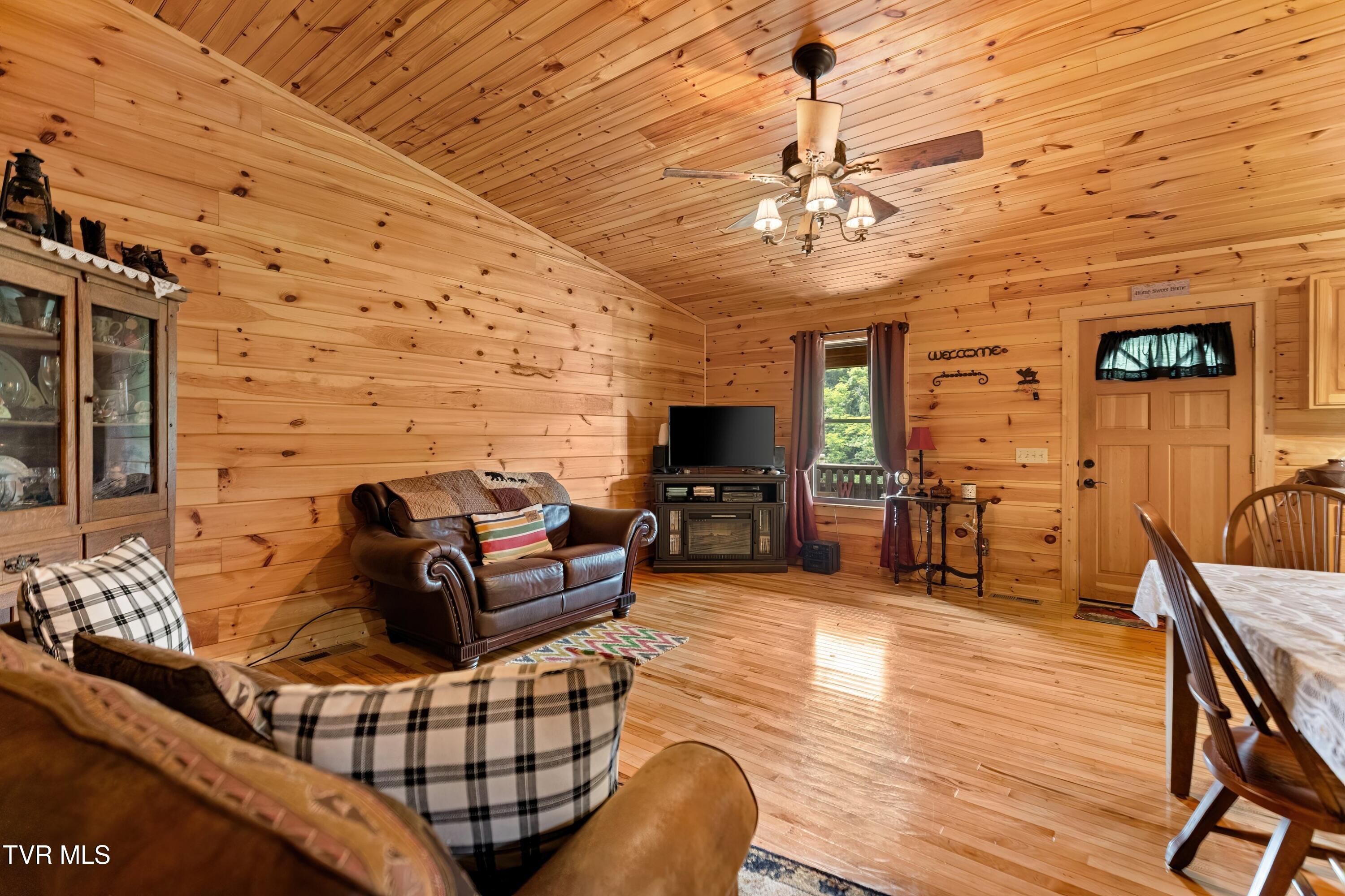667 Sandy Valley Road Rogersville, TN 37857 - Photo 5 of 57 DL5A7286.jpg-SMALL