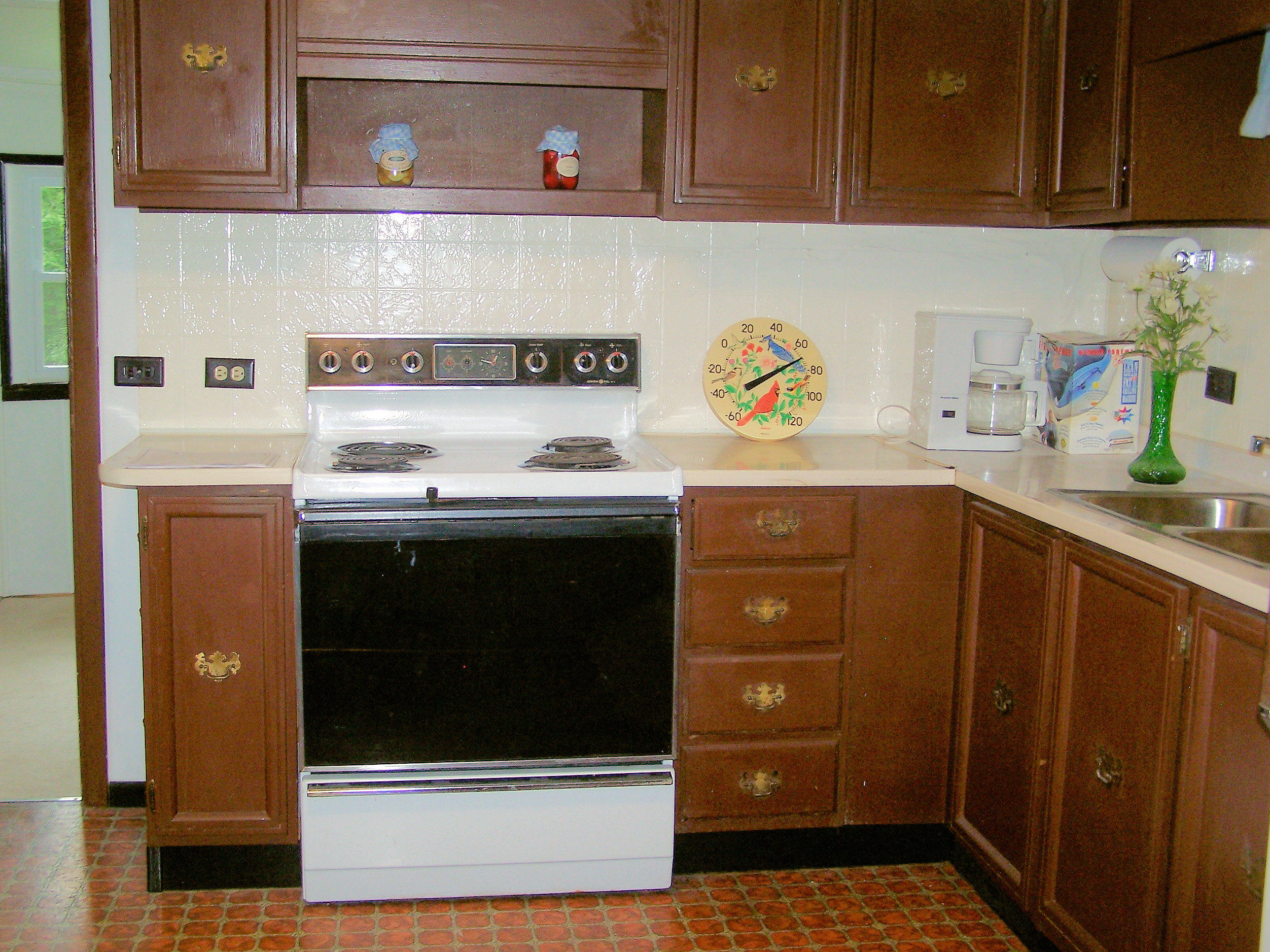 92 Pine Crest Road Fincastle, VA 24090 - Photo 8 of 21 Kitchen (2)