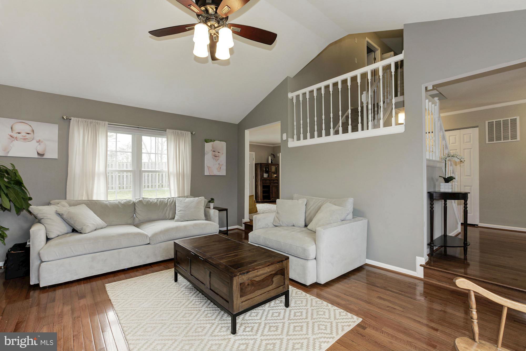 2905 Memory Lane Silver Spring, MD 20904 - Photo 5 of 30 Living Room