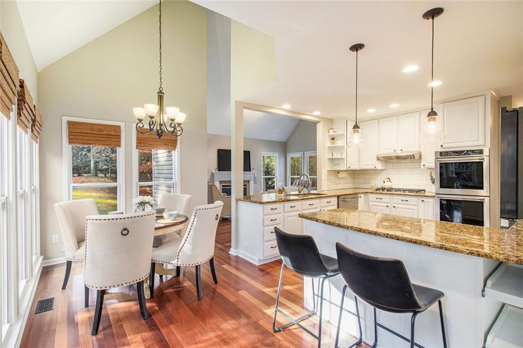 325 Abbotts Close Alpharetta, GA 30005 - Photo 10 of 40