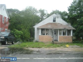267 Berlin Road Clementon, NJ 08021 - Photo 1 of 2 Exterior Front