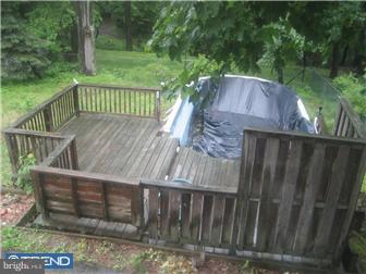 267 Berlin Road Clementon, NJ 08021 - Photo 2 of 2 Exterior Back