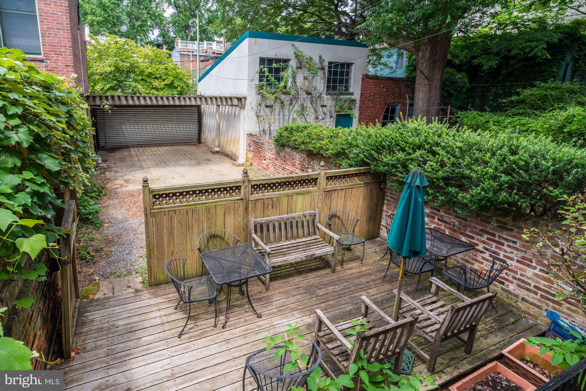 1513 S Street Northwest, Unit 3 Washington, DC 20009 - Photo 25 of 30 Community outdoor