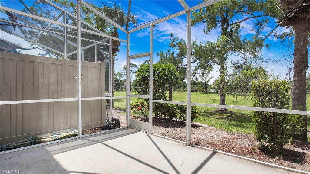 880 Hampton Circle Naples, FL 34105 - Photo 15 of 36