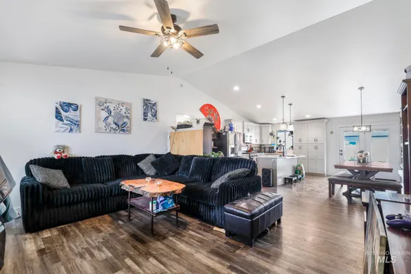 $419,900 | 498 Jesse Avenue, Twin Falls, ID 83301