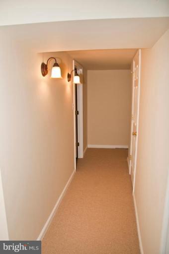 4803 Melbourne Road Baltimore, MD 21229 - Photo 18 of 20 Hallway