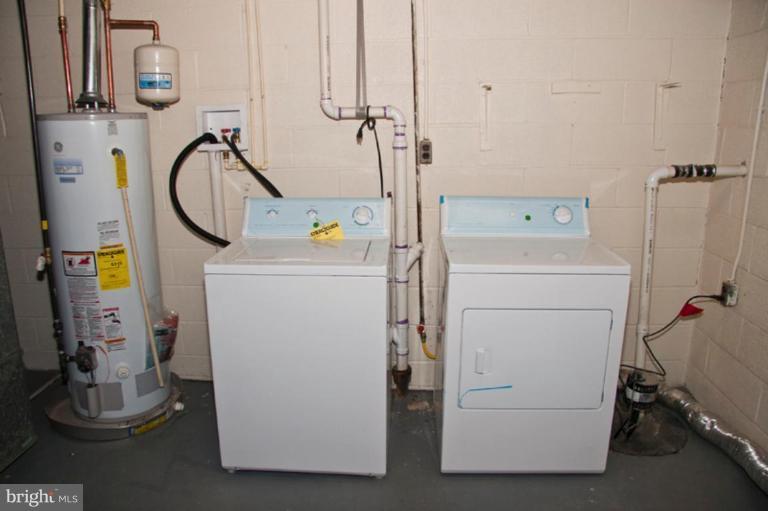 4803 Melbourne Road Baltimore, MD 21229 - Photo 19 of 20 Laundry Area 1