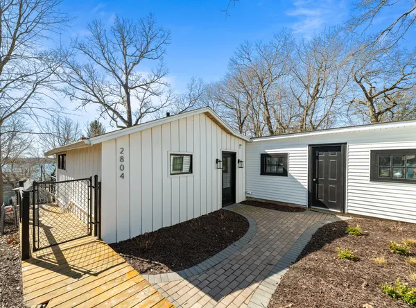 $749,000 | 2804 Willow Point Drive, Delavan, WI 53115