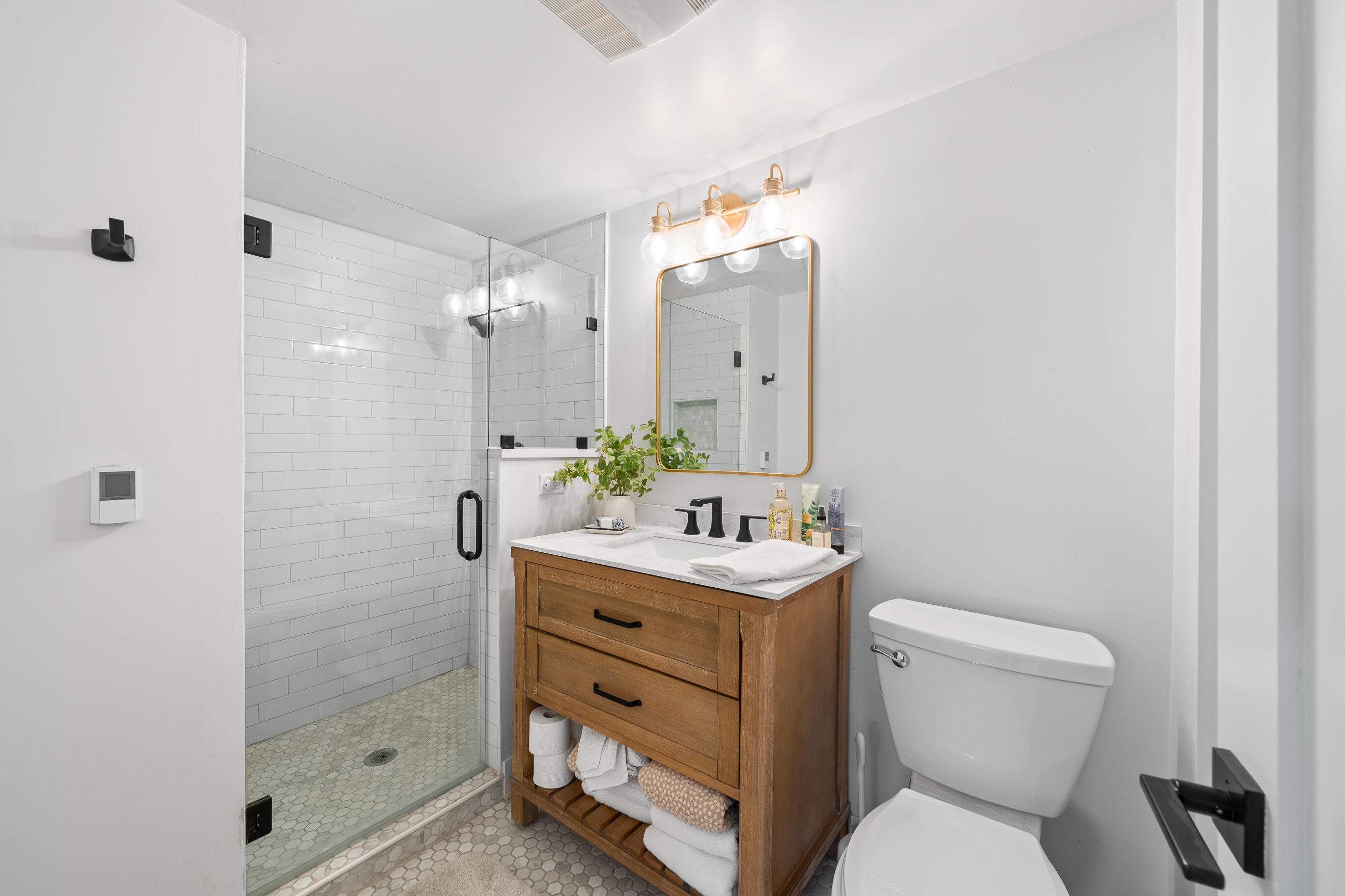 2804 Willow Point Drive Delavan, WI 53115 - Photo 37 of 52 House 1 Bathroom