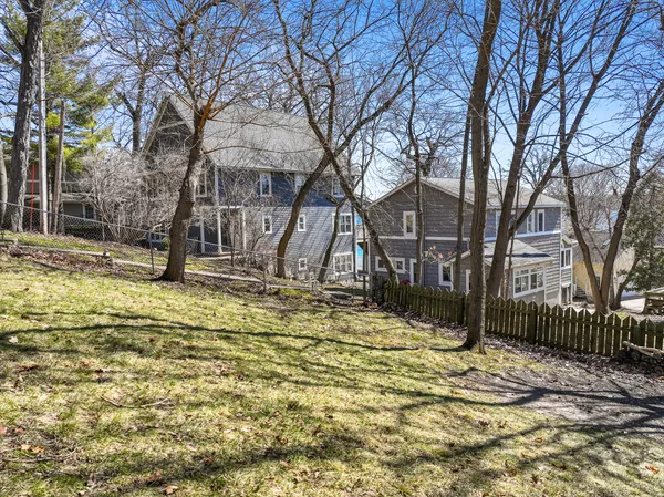 $749,000 | 2804 Willow Point Drive, Delavan, WI 53115