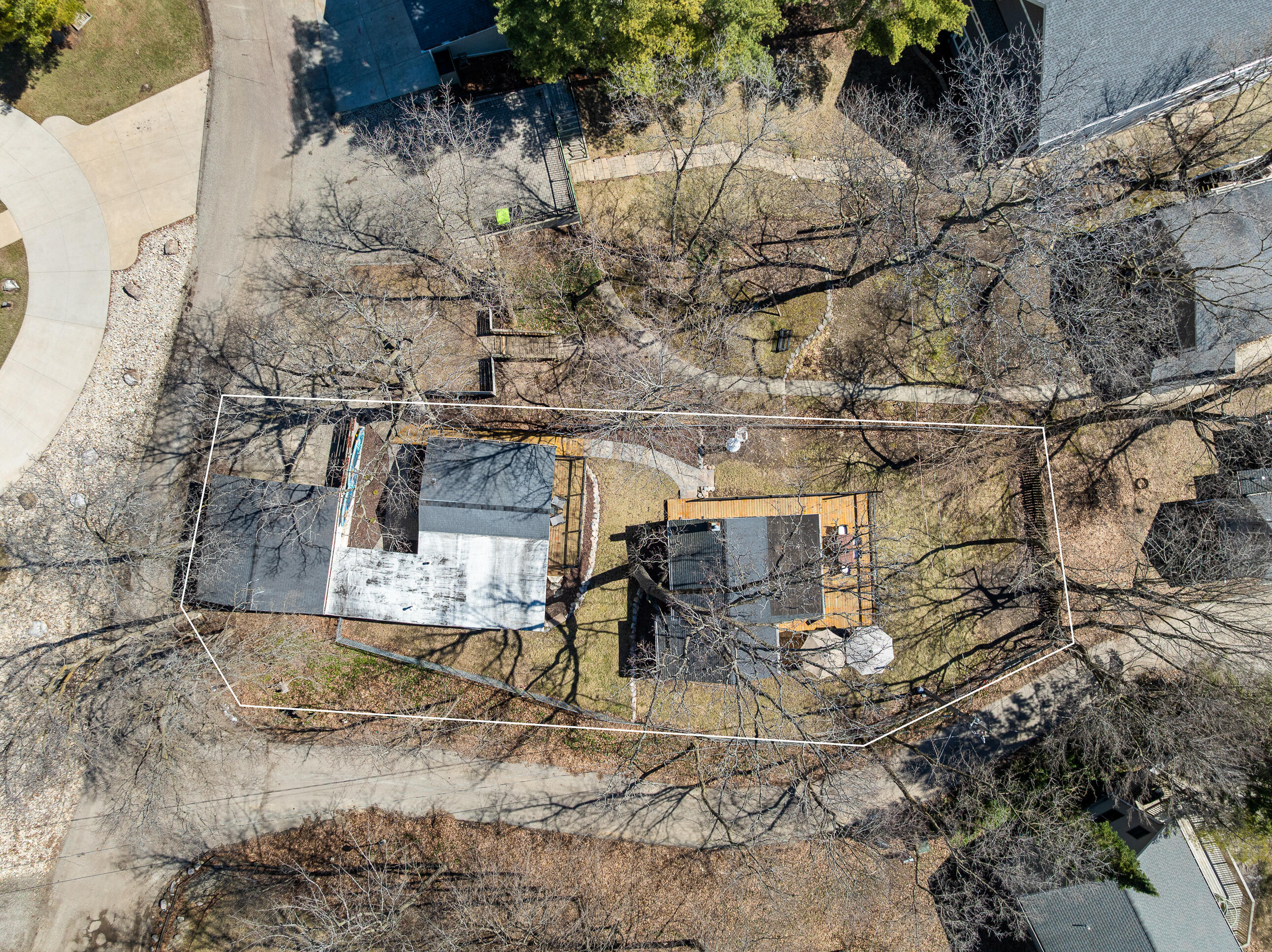 2804 Willow Point Drive Delavan, WI 53115 - Photo 4 of 52 House 1 Left; House 2 Right