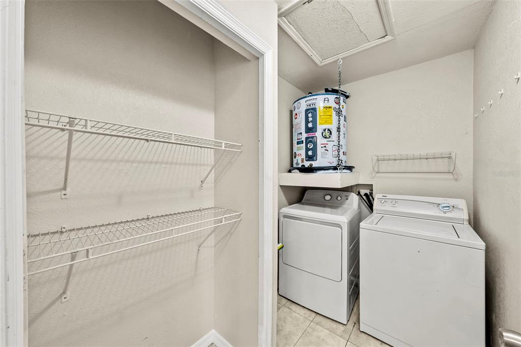 6601 North Elizabeth Street Tampa, FL 33604 - Photo 28 of 35 a utility room with dryer and washer
