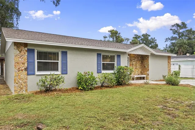 $2,500 | 6601 North Elizabeth Street, Tampa, FL 33604