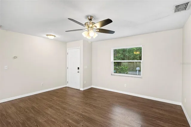 $2,500 | 6601 North Elizabeth Street, Tampa, FL 33604