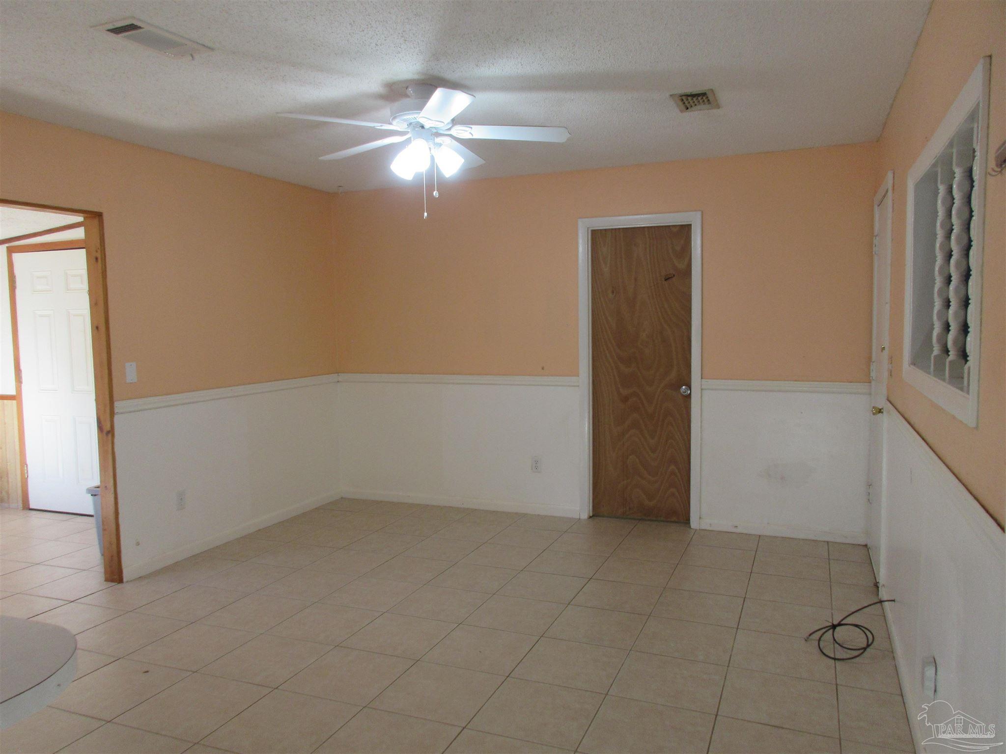 5233 Sewell Road Milton, FL 32570 - Photo 14 of 71