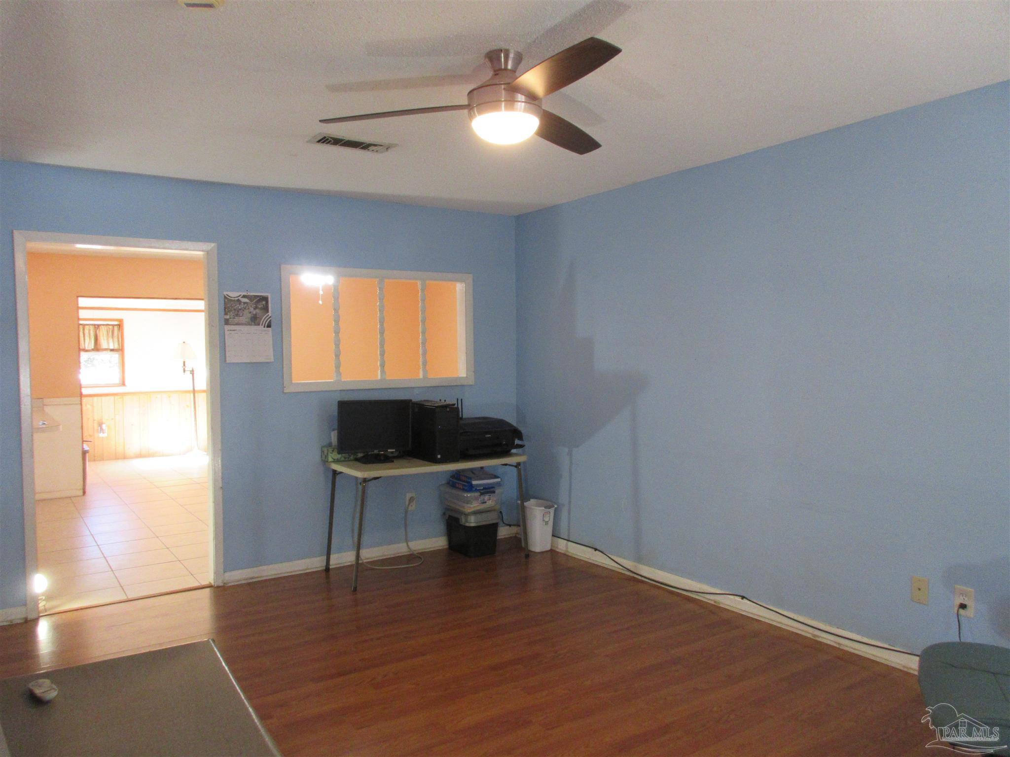 5233 Sewell Road Milton, FL 32570 - Photo 6 of 71