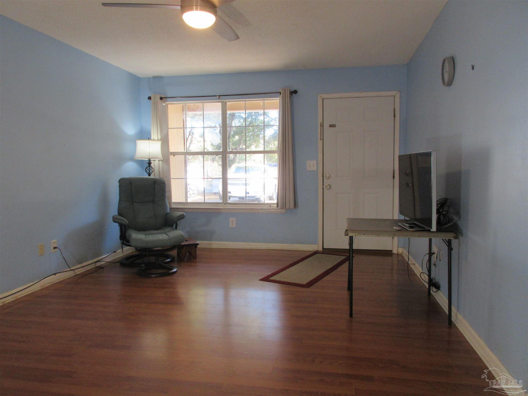 5233 Sewell Road Milton, FL 32570 - Photo 7 of 71