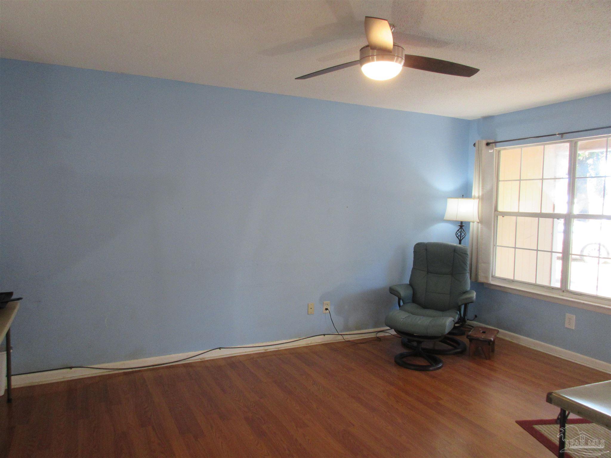 5233 Sewell Road Milton, FL 32570 - Photo 8 of 71