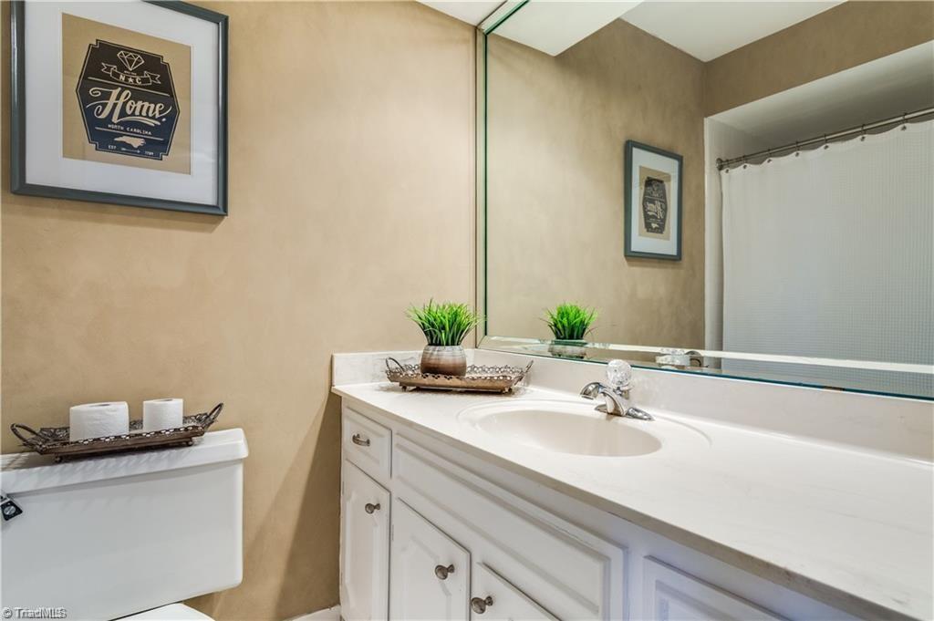 3637 Gramercy Road Greensboro, NC 27410 - Photo 14 of 30 Gallery Image 14