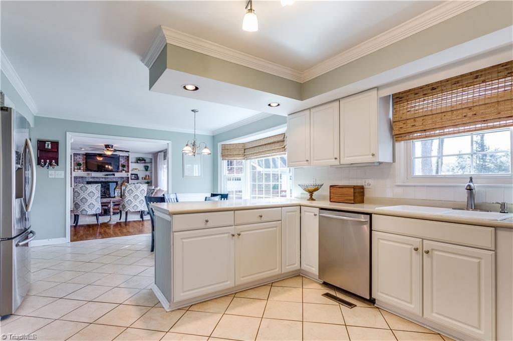 3637 Gramercy Road Greensboro, NC 27410 - Photo 4 of 30 Gallery Image 4