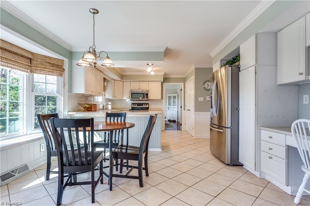 3637 Gramercy Road Greensboro, NC 27410 - Photo 5 of 30 Gallery Image 5