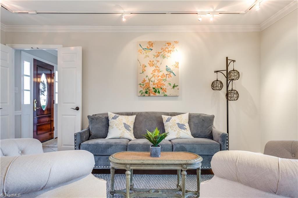 3637 Gramercy Road Greensboro, NC 27410 - Photo 9 of 30 Gallery Image 9
