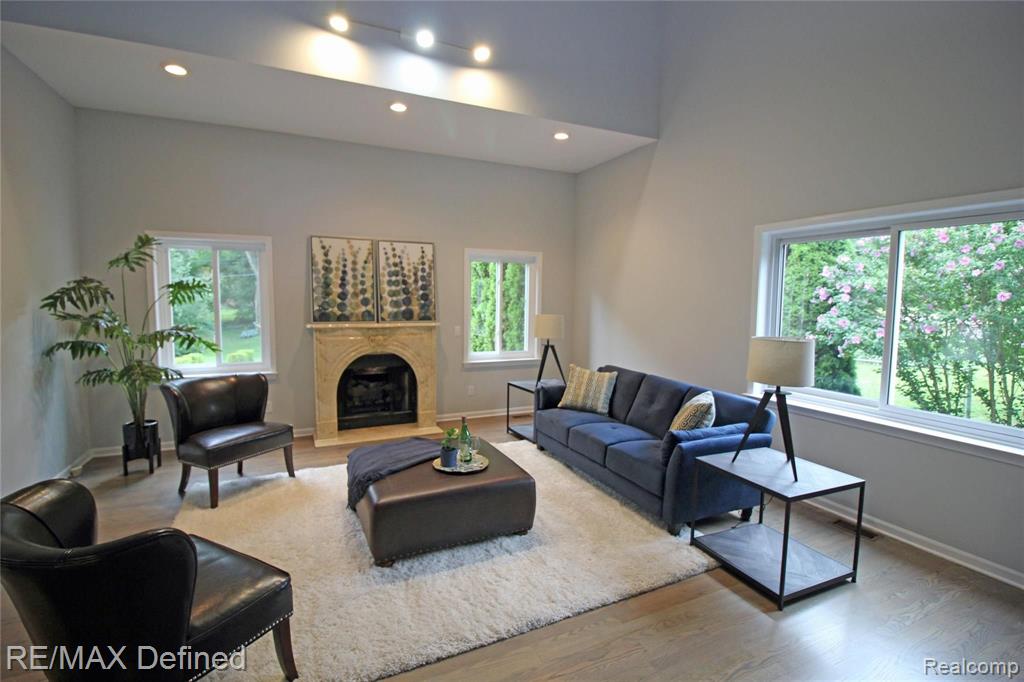 205 West Hamlin Road Rochester Hills, MI 48307 - Photo 10 of 23