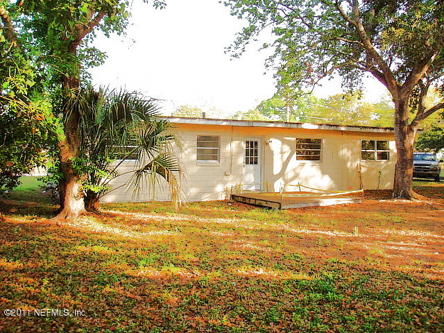 6876 Camelot Road Jacksonville, FL 32211 - Photo 11 of 11 a view of a yard with an outdoor space