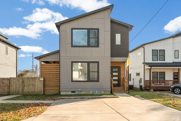 $2,595 | 211 Eisenhower Drive, Nashville, TN 37211