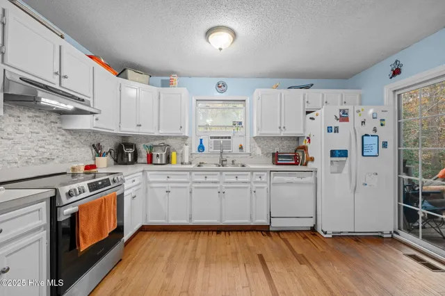 $300,000 | 113 Ridgewood Trail, New Bern, NC 28560