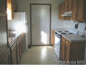 409 Federal Way Springfield, IL 62702 - Photo 5 of 7