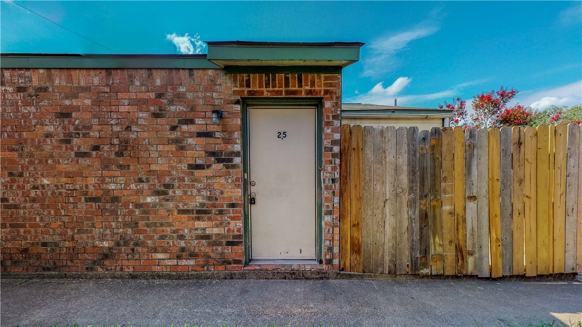 725 Peppertree Drive, Unit 25 Bryan, TX 77801 - Photo 1 of 18