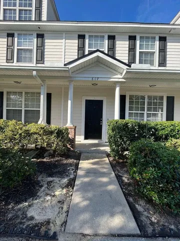 $1,600 | 607 Hemingway Circle, Summerville, SC 29483