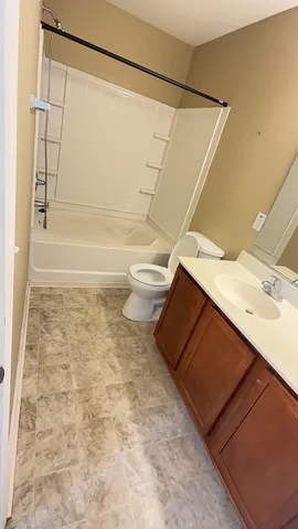 $1,600 | 607 Hemingway Circle, Summerville, SC 29483