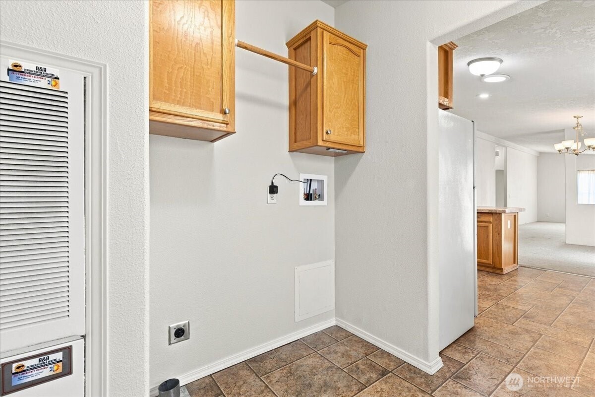 2946 Rd F Northeast Moses Lake, WA 98837 - Photo 13 of 40 Gallery Image 13
