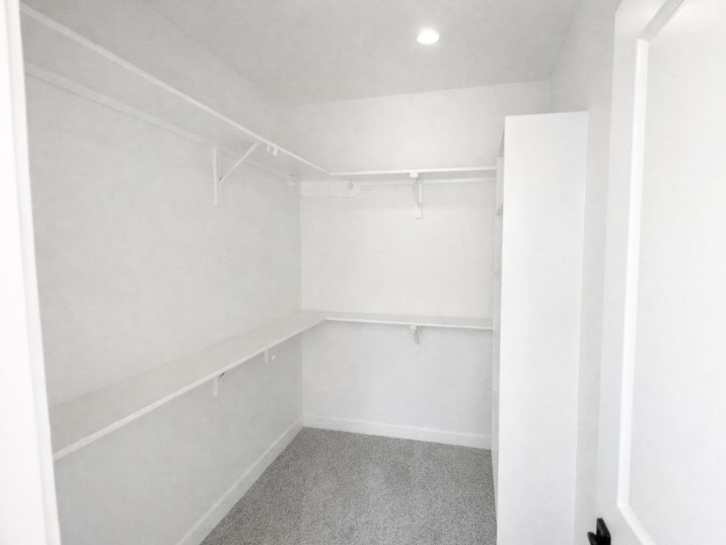 806 South Colbert Street Dayton, TX 77535 - Photo 8 of 8