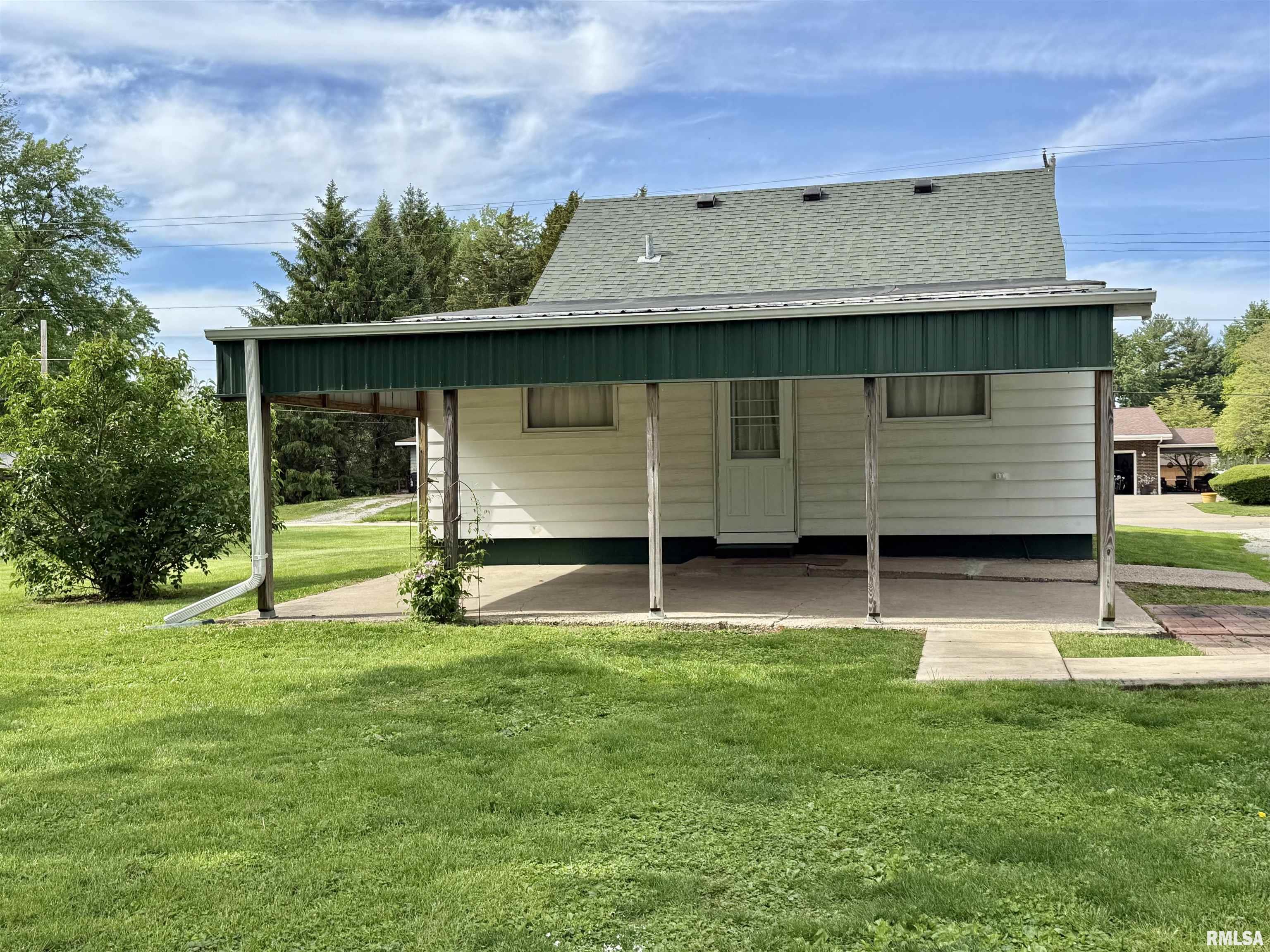 1478 East Chestnut Street Canton, IL 61520 - Photo 31 of 35