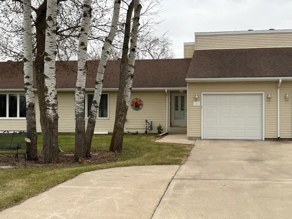 $215,000 | 131 Belleville Court, Thief River Falls, MN 56701