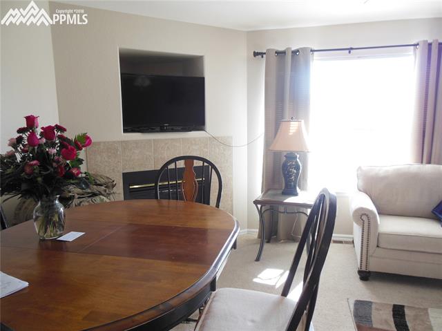 3547 Indigo Ridge Point Colorado Springs, CO 80910 - Photo 5 of 27 Gallery Image 5