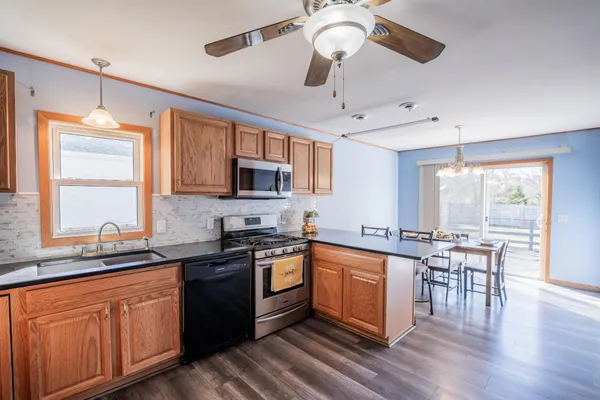 $175,000 | 121 West Oak Street, Stanley, WI 54768