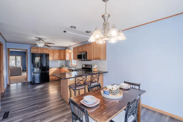 $175,000 | 121 West Oak Street, Stanley, WI 54768