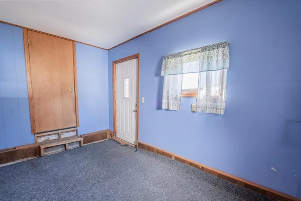 $175,000 | 121 West Oak Street, Stanley, WI 54768
