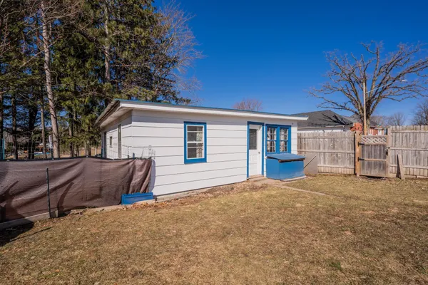 $175,000 | 121 West Oak Street, Stanley, WI 54768