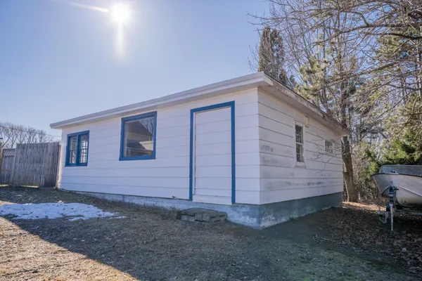 $175,000 | 121 West Oak Street, Stanley, WI 54768